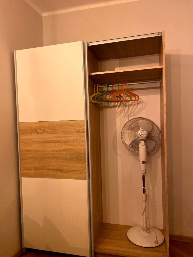 Lares And Penates Apartment คราคูฟ ภายนอก รูปภาพ